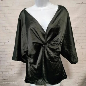 Pleoni Black Twist Satin Top Size Medium Classic Feminine Flirty V Neckline
